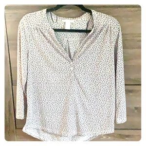 *NWOT* H&M Floral Patterned Blouse
